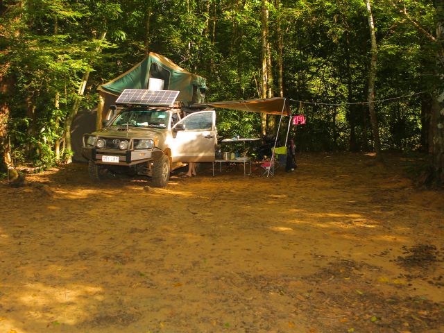 Quiet, shady camp sites on the bank of the Claudie River await you at the Rainforest camping area.
