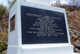 A monument to Lieutenant James Cook stands on the island. 