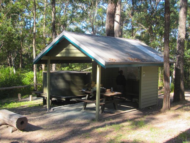 A shelter shed and water tank mark the location of Scrub Road bush camp.