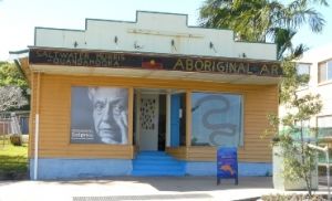 Showcasing local Indigenous artwork, the gallery is located on the main street of Dunwich. 