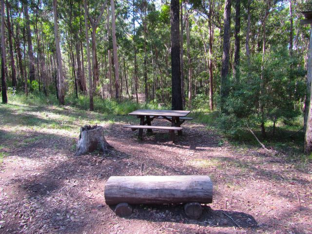 Dundas Road bush camp is the most easily-accessible remote bush camp in the park.