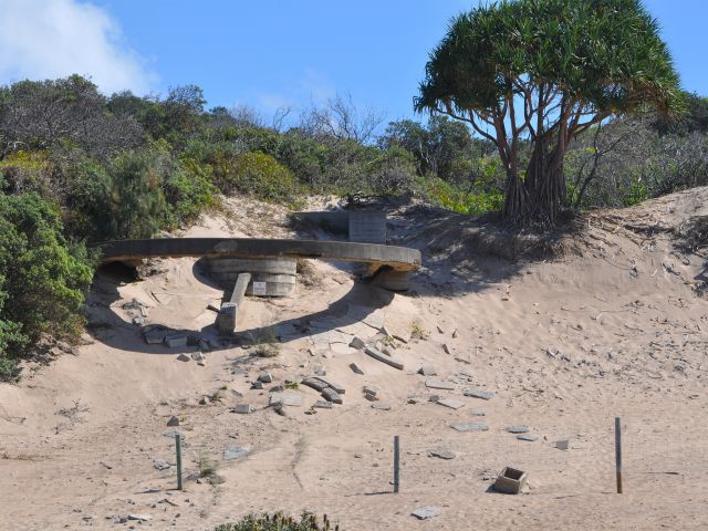 Rous Battery northern gun emplacement on the Southern Island discovery drive.