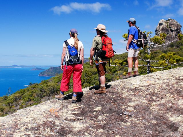 The Whitsunday Cairn track has breathtaking views of the Whitsundays.