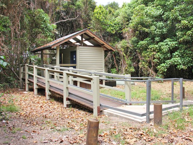 There is a toilet near the picnic tables at Chilli Beach day-use area.
