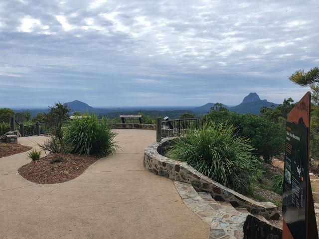 Study the signs at the stone wall lookout area and see if you can identify the various peaks of the Glass House Mountains National Park.