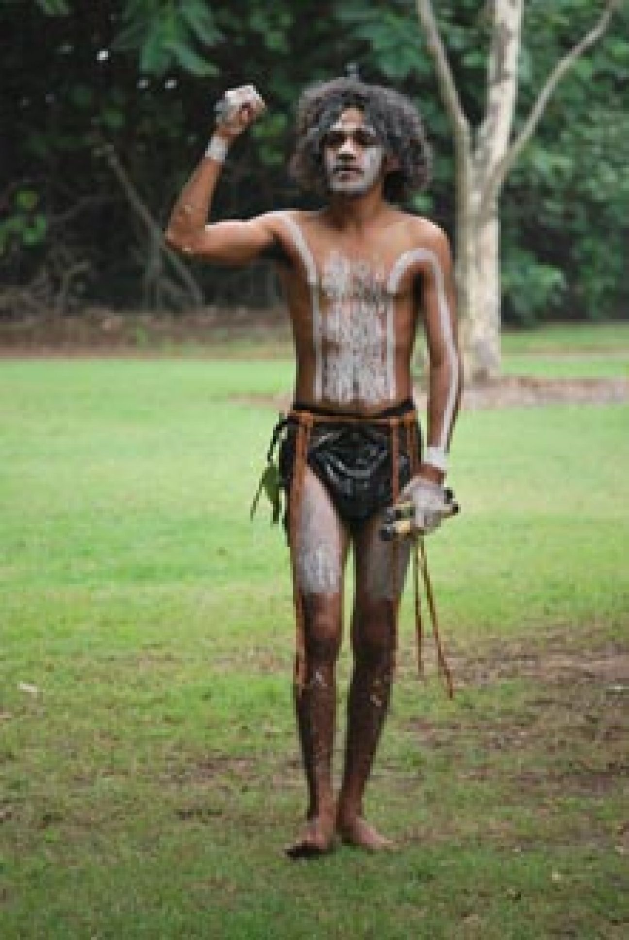 The songman tells the story.