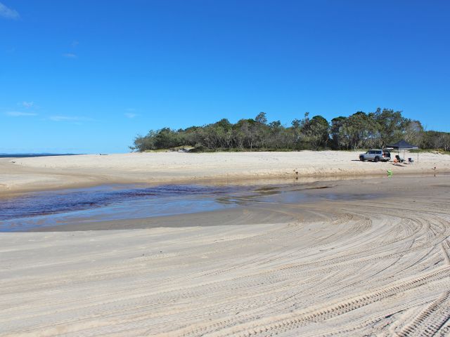 Enjoy lagoons and creeks on the Ocean Beach drive.
