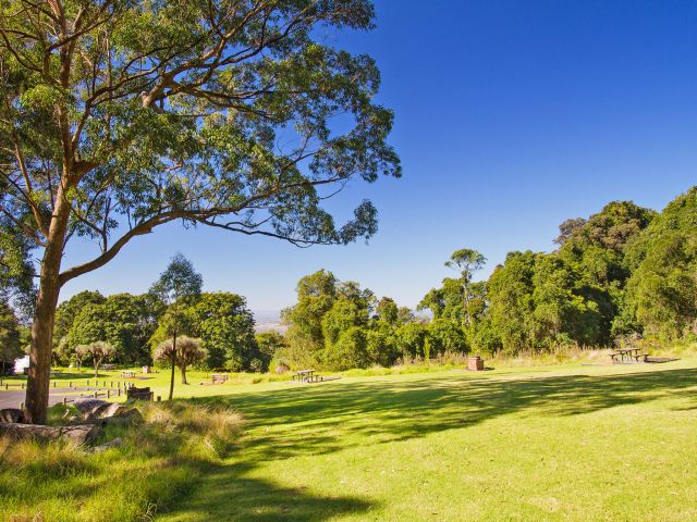 Have a picnic with views over the South Burnett at Burtons Well picnic area.
