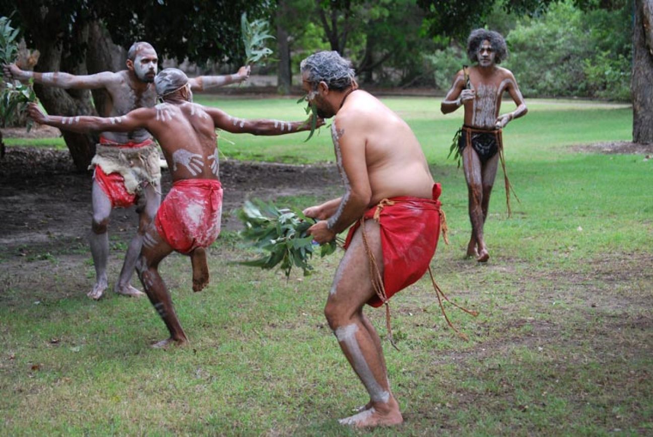 K'gari Butchulla Dance Group.
