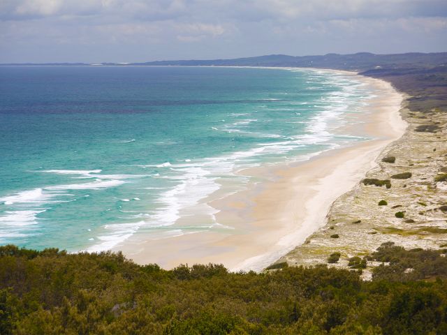 Southward views from Cape Moreton look back over the eastern beaches.