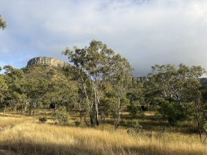 Landscape photo of a flat-peaked mountain