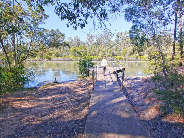 Stretch your legs and spot wildlife along the mangrove-lined tidal mudflats on the River walk.
