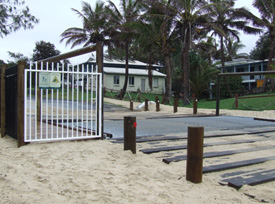There have been very few reported instances of dingoes gaining entry to a township, since the fences and grids have been installed. 