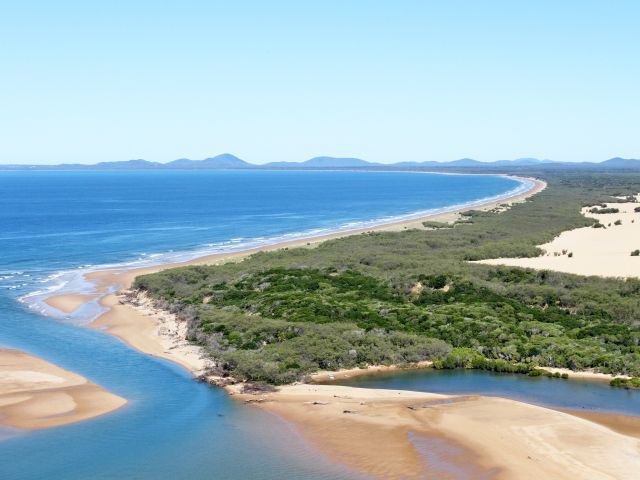 This camping area is squeezed between the estuary of Middle Creek to the west, and a small feeder creek to the east and north.