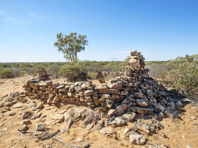 Keep a lookout for clues as to the purpose of these ruins.