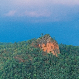 Look for the distinctive volcanic outcrop known as Glen Rock. 