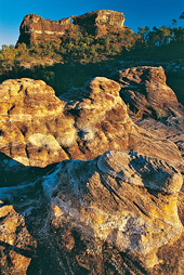 Image of erosion of the sandstone which has left behind many interesting features in Salvator Rosa.