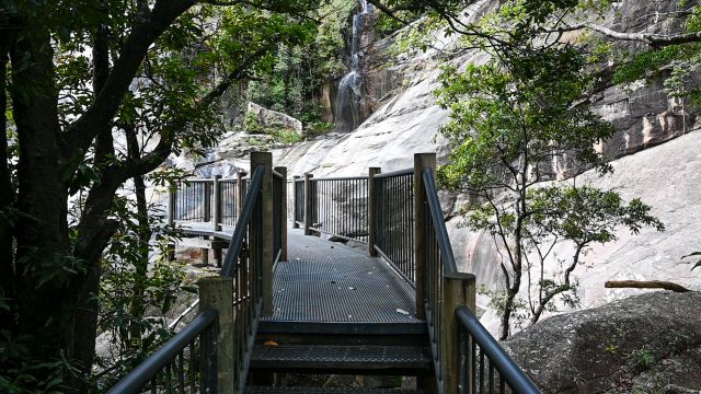 River boardwalk, Murray Falls.