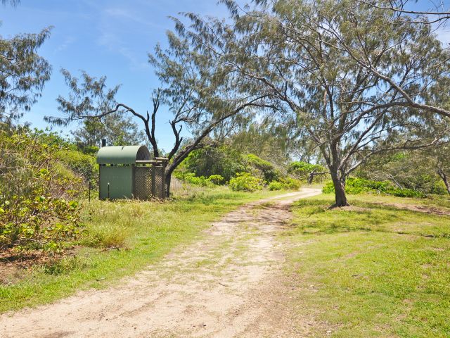 You'll find a toilet and picnic tables at Windmill Bay camping area.