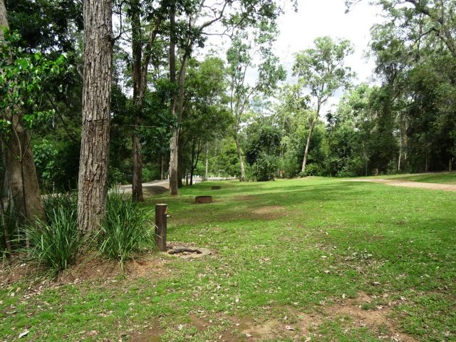 Untreated tap water is available in the camping area. 