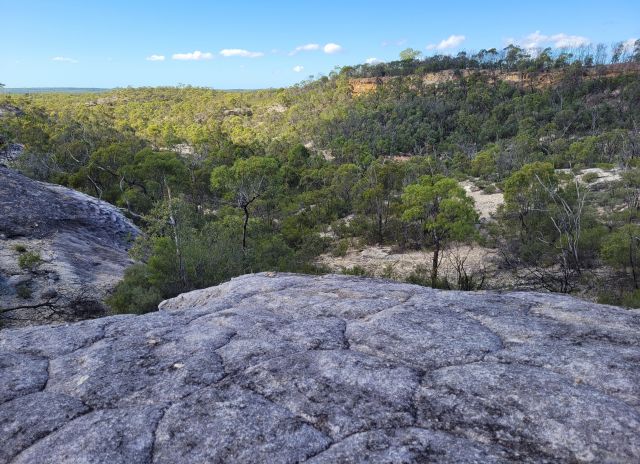 Photo showing view of White Mountains national park from Sawpit Gorge lookout.